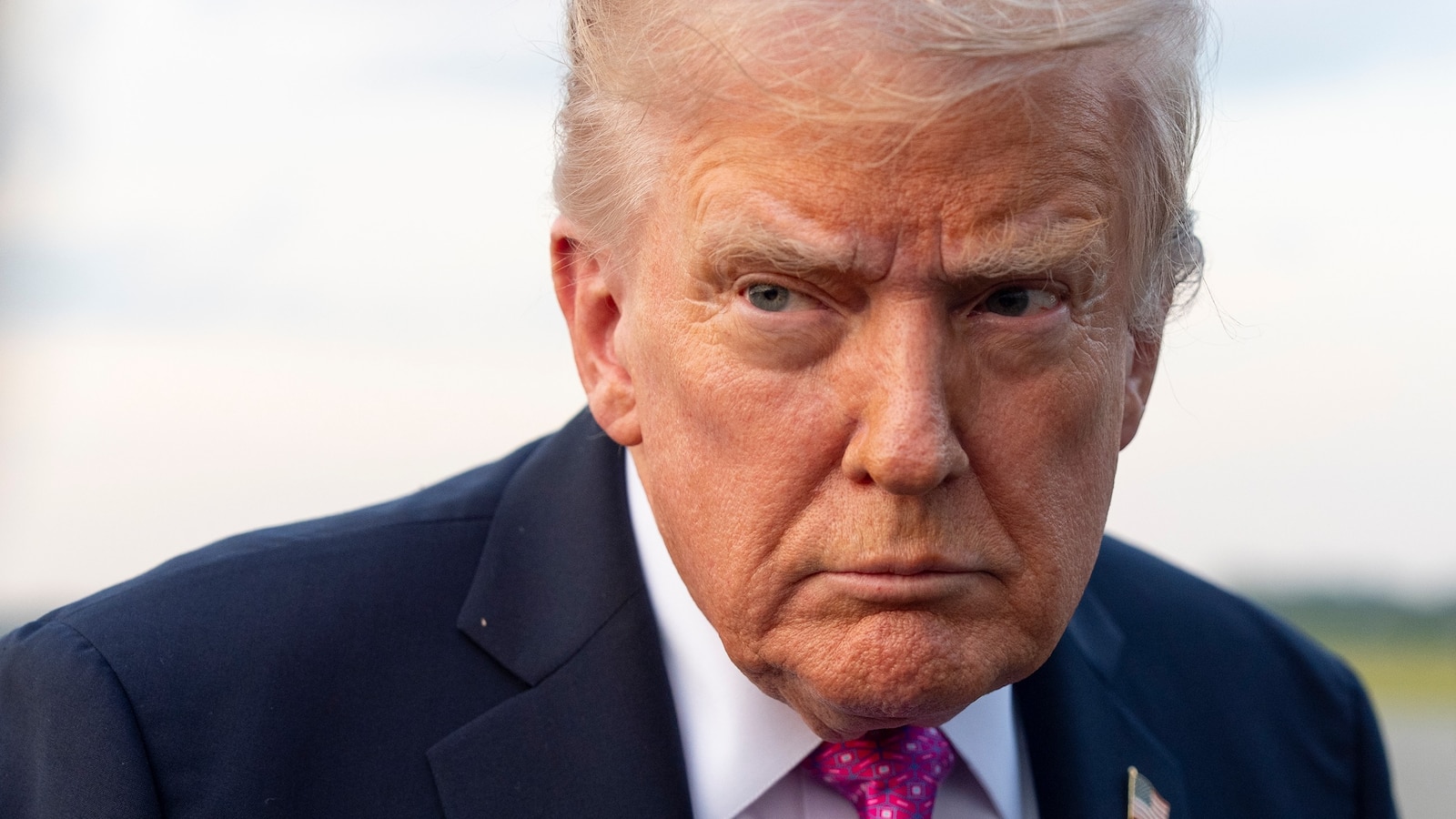 3 killed in 2nd strike on alleged Venezuelan drug boat, Trump says