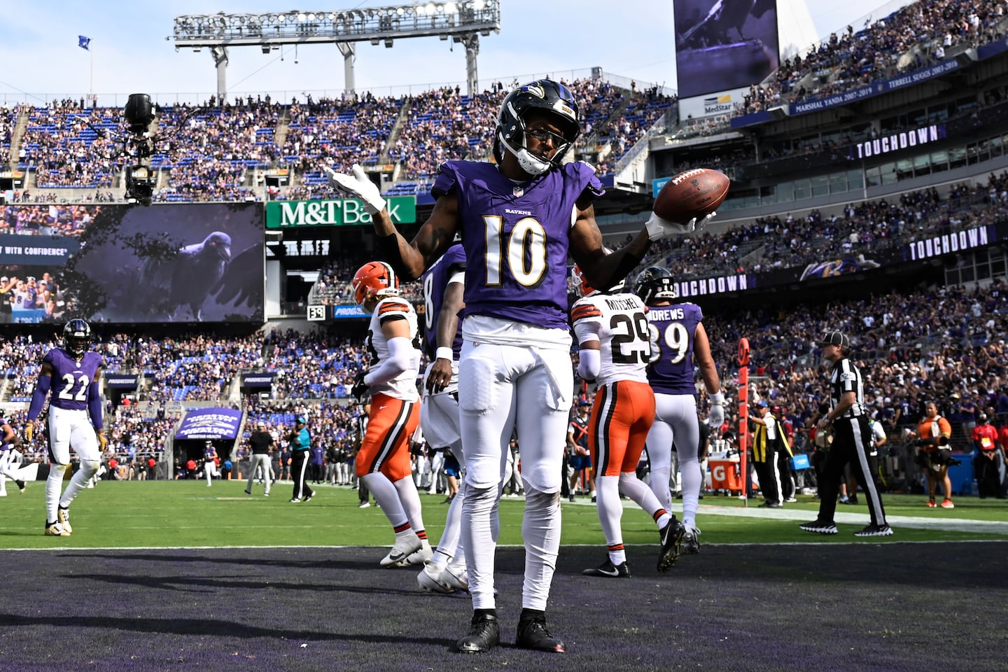 After a quiet start, NFL offenses explode, and other Week 2 takeaways - The Boston Globe