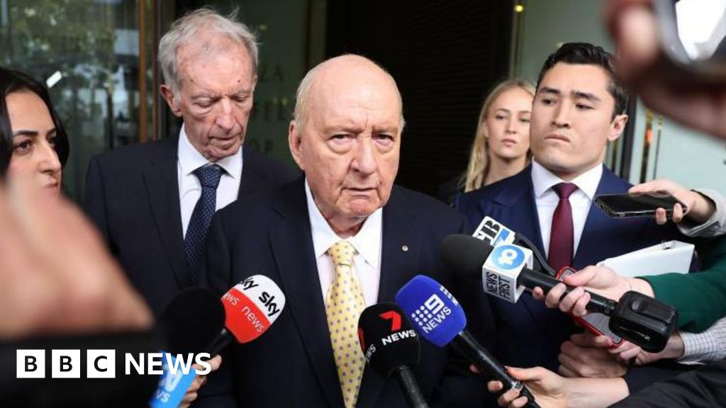 Alan Jones: Sex abuse charges against top Australian radio host downgraded