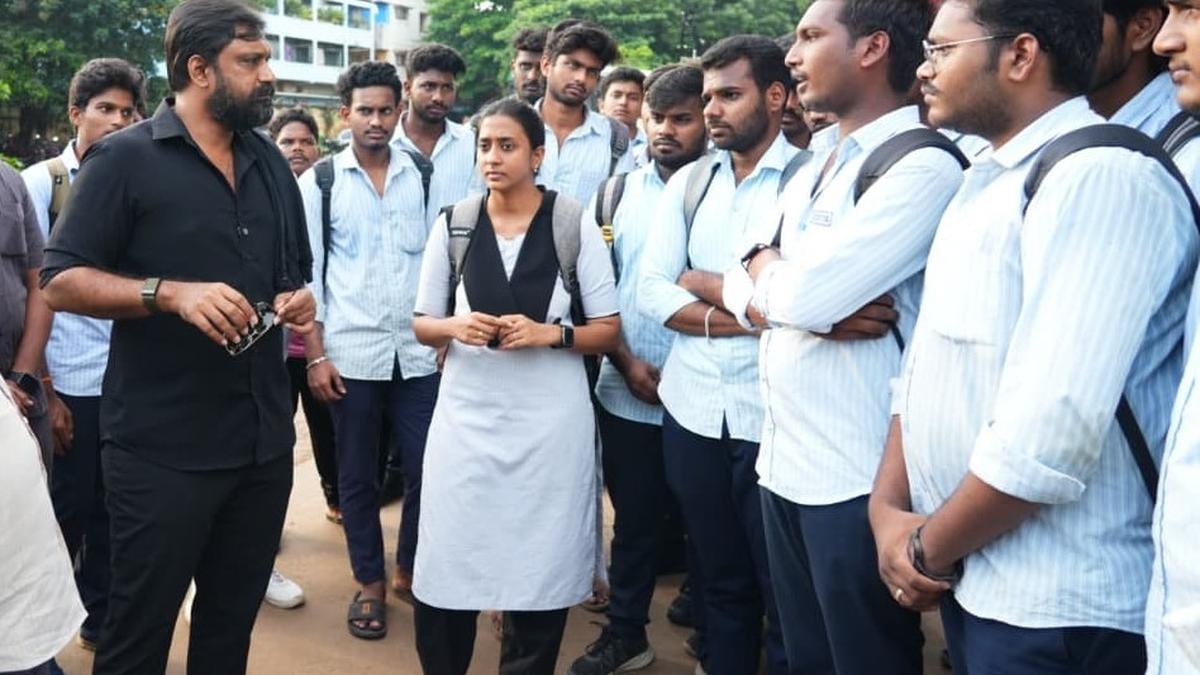 APSRTC told to ply more buses from interior areas to city