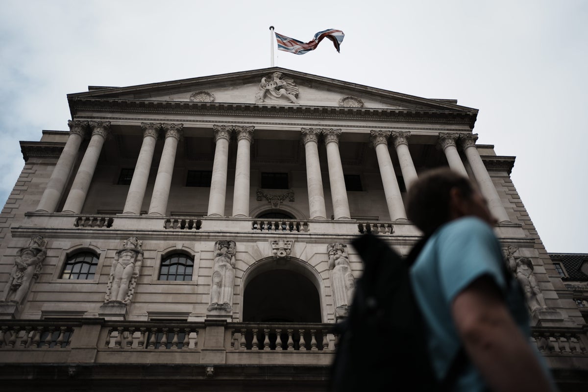 Bank of England slows rate it sells off government bonds