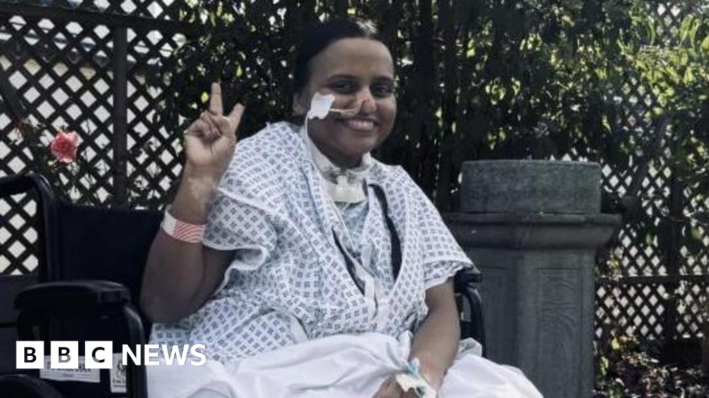 Banstead patient thanks Surrey hospital staff for 'second chance'