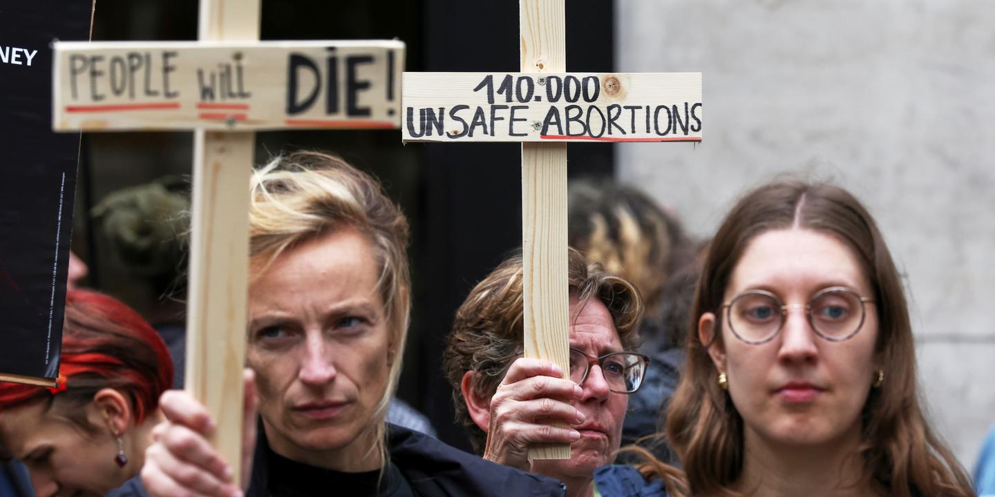 Belgian activists rally to prevent destruction of USAID contraceptive stocks