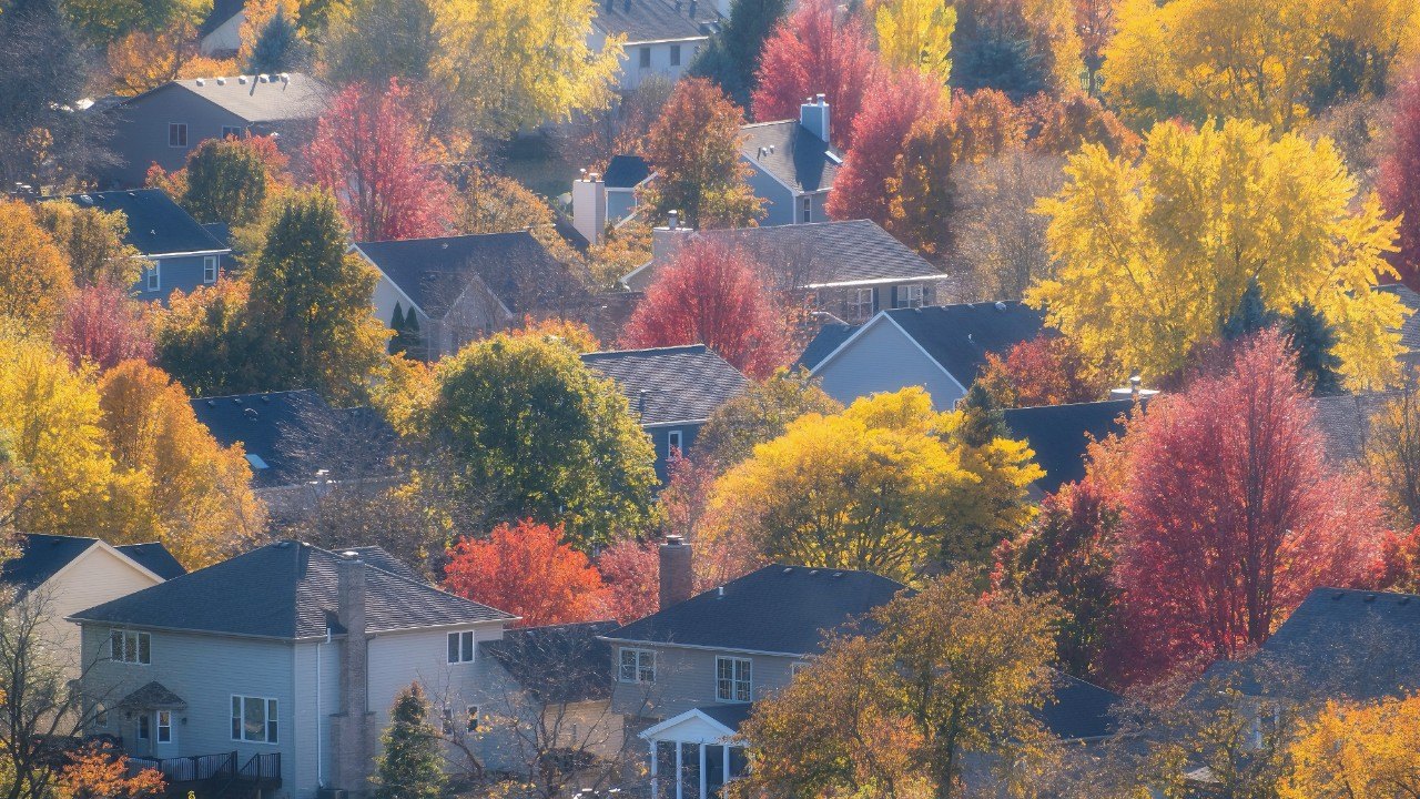 Beverly, MA Homeowners Can Expect a Cool and Dry Fall, Says The Old Farmer's Almanac