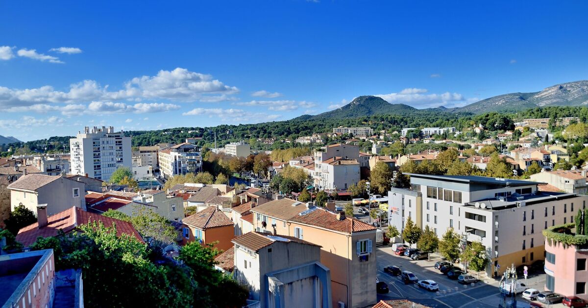 British tourist 'handcuffed and raped' by police officer at the back of car