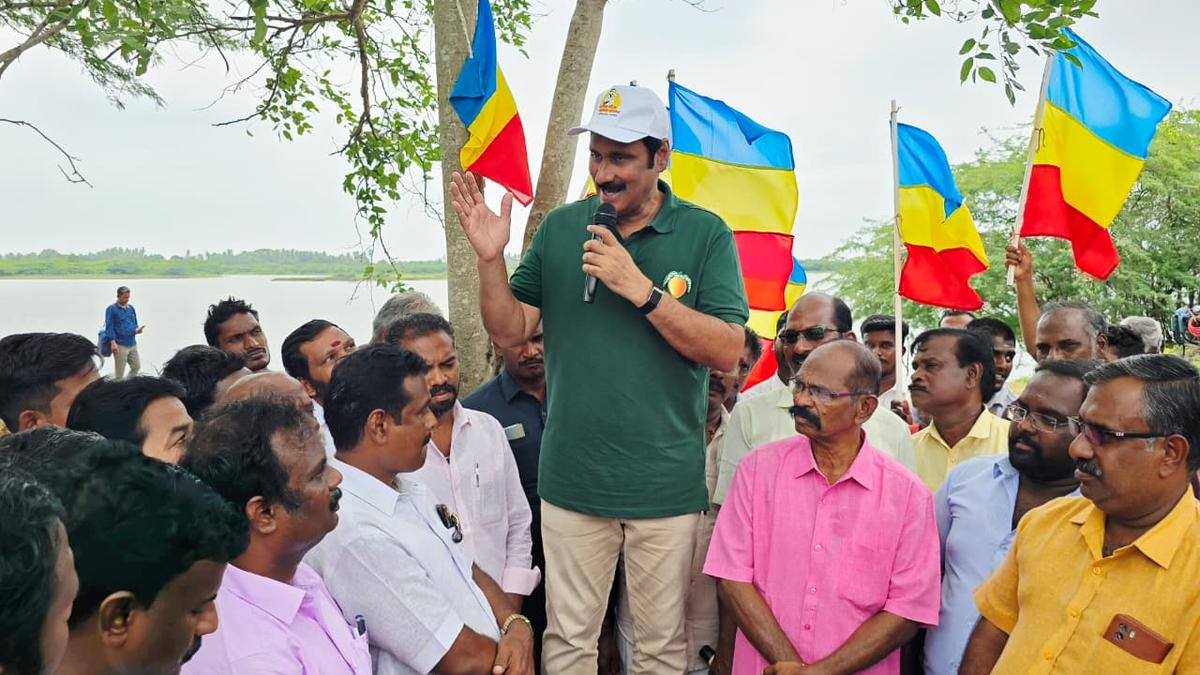 Build check dams across Kollidam, Anbumani urges govt.
