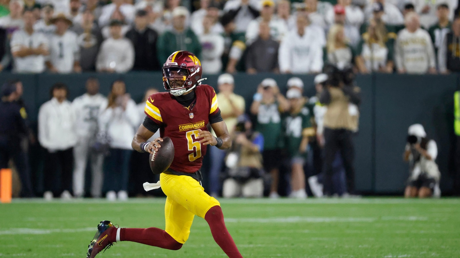 Commanders' Jayden Daniels will not practice earlier than Friday because of injured knee