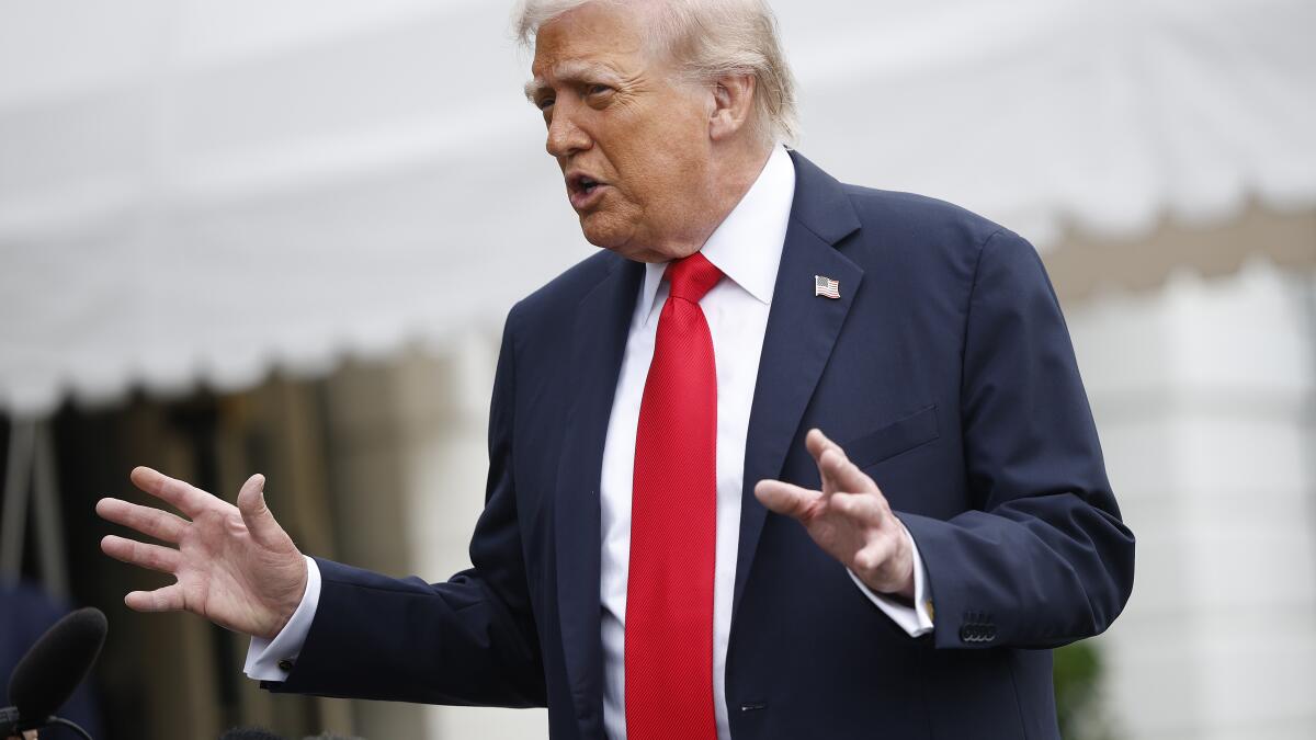 Contributor: Why Trump's economy tossed out the old Republican playbook