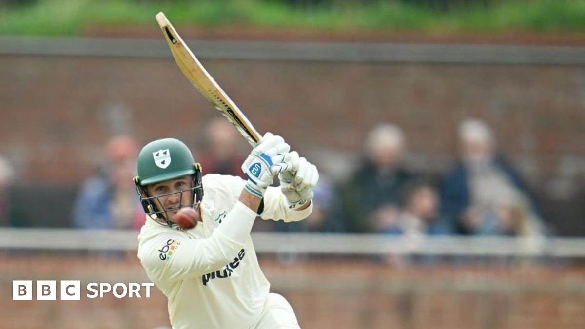 County Championship: Worcestershire frustrate fellow strugglers Durham