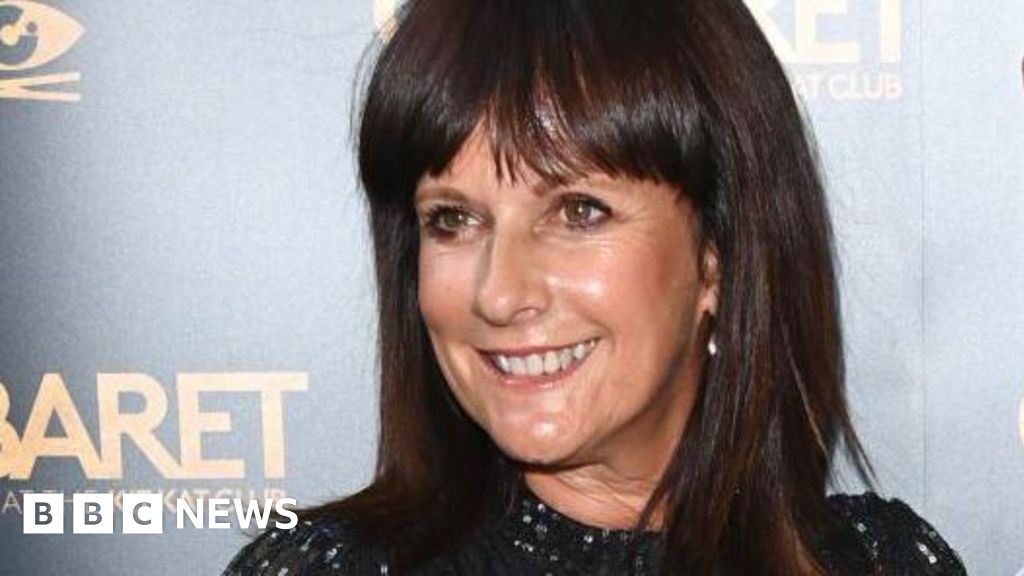 Cutting It actress Sian Reeves backs dementia charity's days out