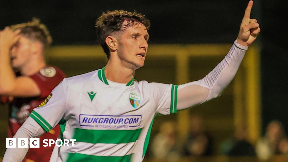 Cymru Premier round-up: TNS keep pressure on Caernarfon