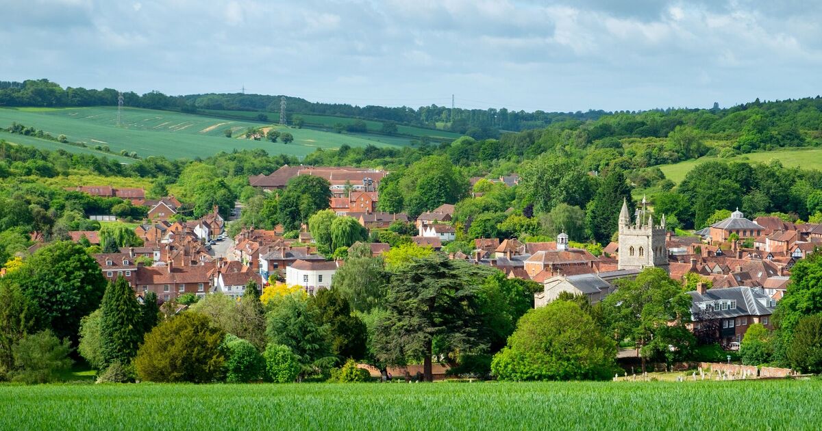 Day trip from London with unique charm is perfect for autumn escape