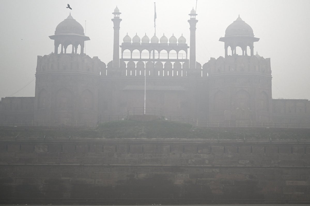 Delhi's toxic air is turning iconic Red Fort black, scientists warn