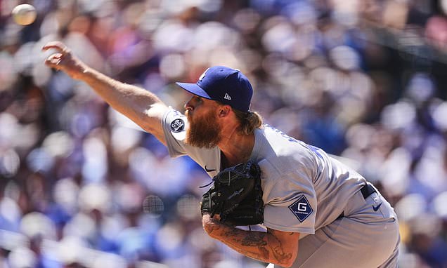Dodgers' Michael Kopech returns to IL, postseason status in doubt