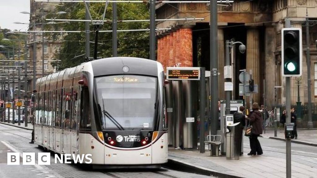 Edinburgh trams: Part of line to close for three days