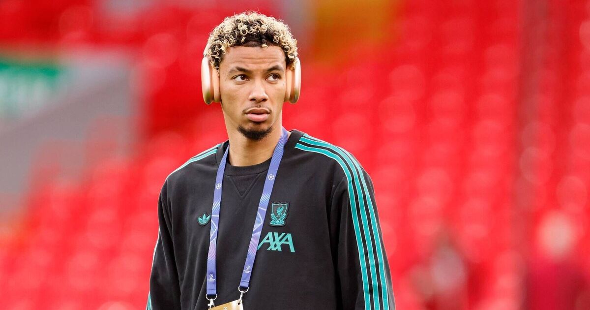 Ekitike handed brutal six-word message minutes into Isak Liverpool debut