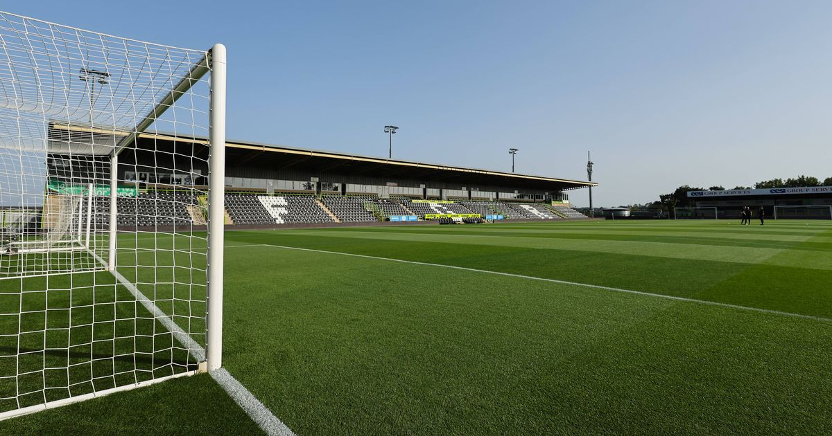 Ex-Premier League star exploits loophole by making four subs just ONE minute into match - Daily Star