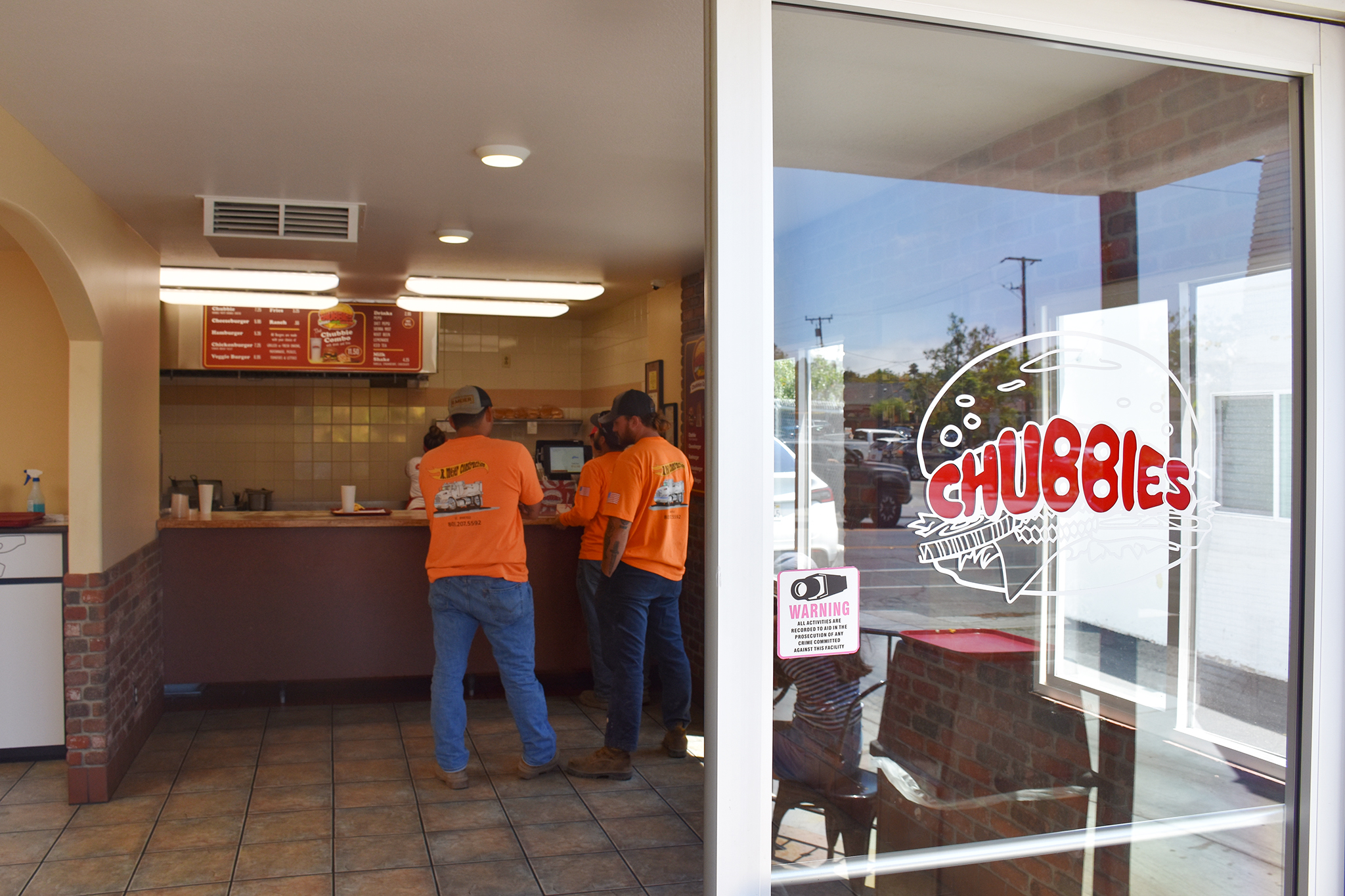 Fans swear this unknown SoCal burger beats the Habit and In-N-Out