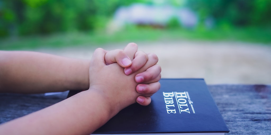 Federal judge orders Oakland schools to allow after-school Christian clubs equal access