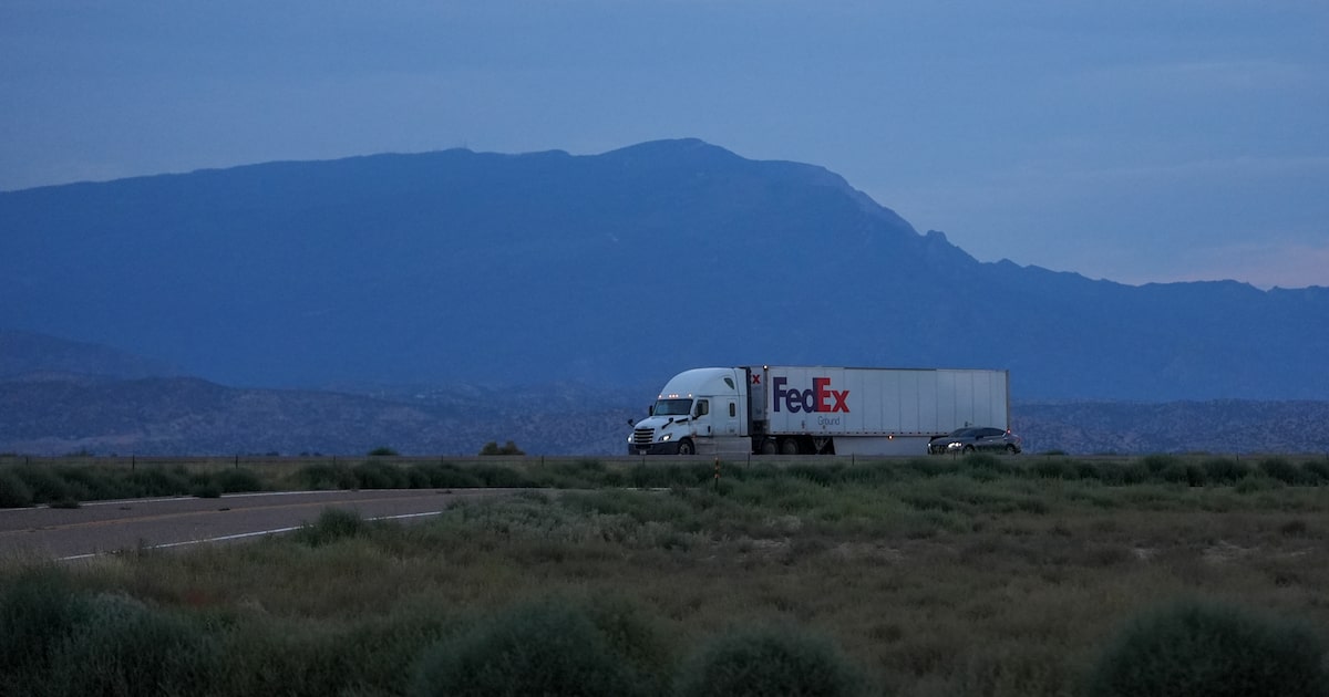 FedEx sees $1 billion hit as tariffs upend parcel business