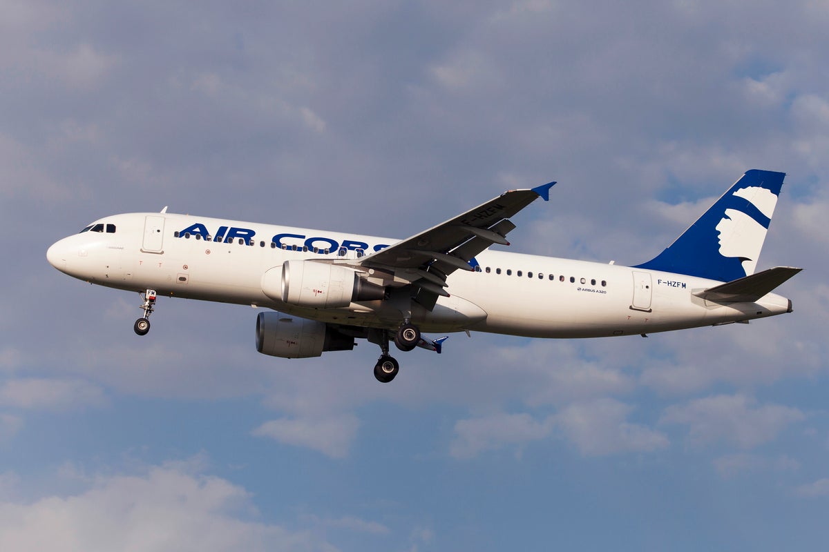 Flight forced to circle skies around airport after air traffic controller fell asleep