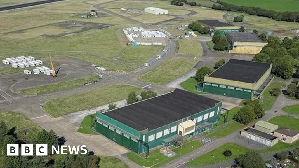 Former RAF Scampton unsuitable for asylum site, minister told