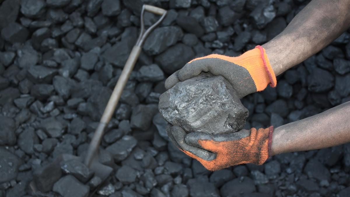 Fossil fuels leave toxic mark on human health from birth to death, study finds