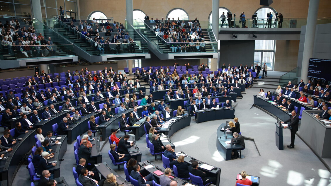 Germany passes long-delayed budget with vast new borrowing - News - Ansa.it