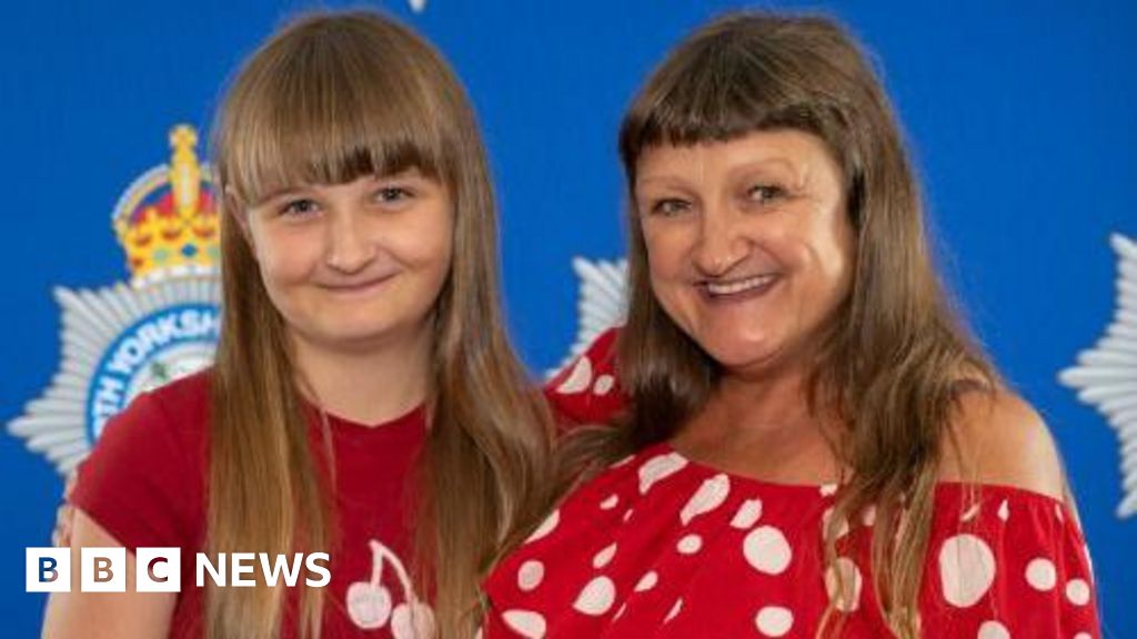 Girl, 12, who helped injured mum after 65ft fall receives award