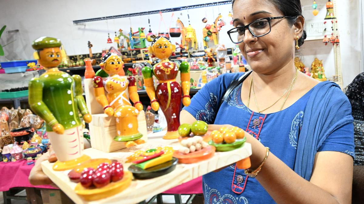 Golu dolls sales pick up ahead of Navaratri in Tiruchi