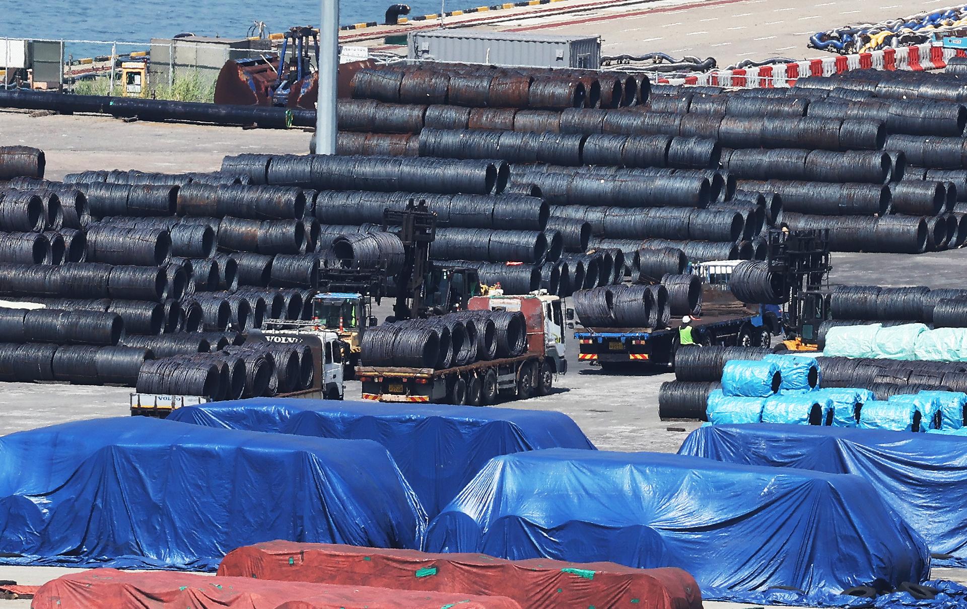 Gov't to launch export guarantee program for steelmakers hit by US tariffs - The Korea Times