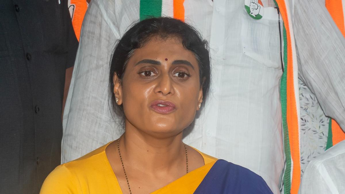 Govt. failed to ensure MSP announced for onion farmers, alleges APCC president Y. S. Sharmila
