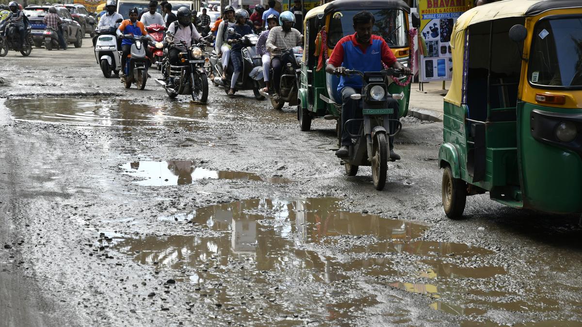 'Govt. unfased by threats and blackmails,' says D.K. Shivakumar on companies exiting Bengaluru citing infra issues