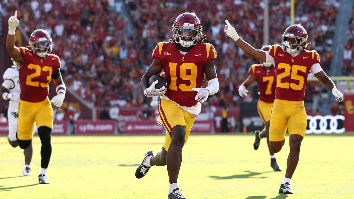 How Bishop Fitzgerald's roots as a quarterback helped him become a prolific USC safety