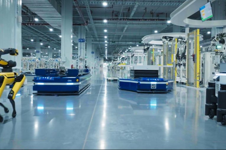 Hyundai Motor Group unveils cutting-edge wireless tech for smart factories - The Korea Times