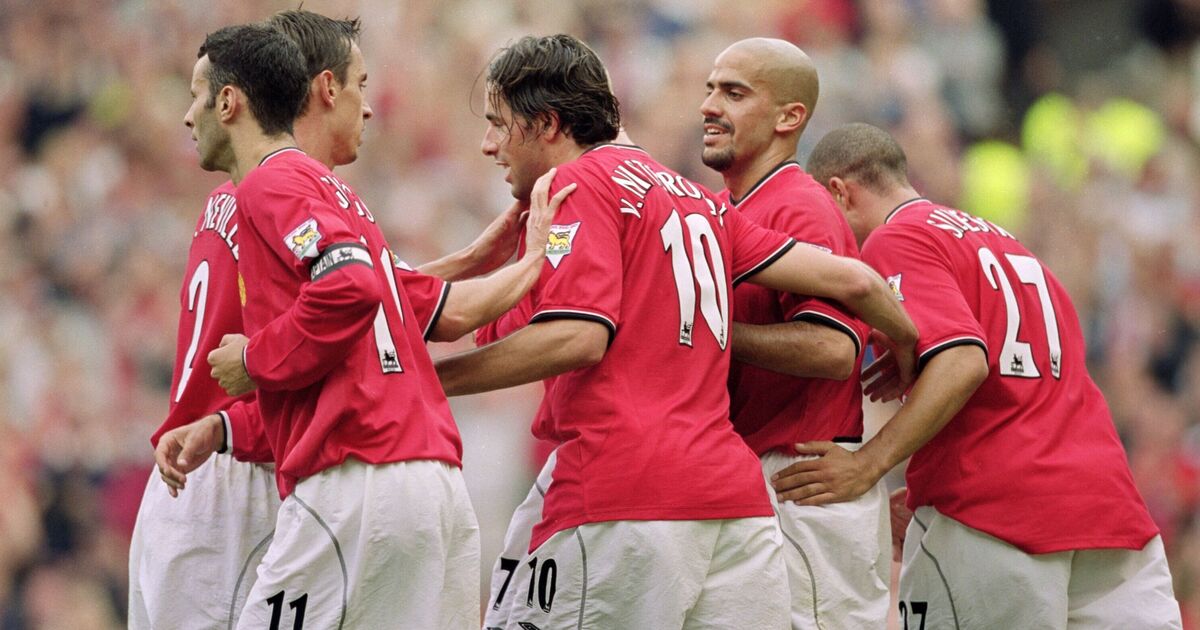 I was told to stay at Man Utd and snub Chelsea transfer - I should have listened