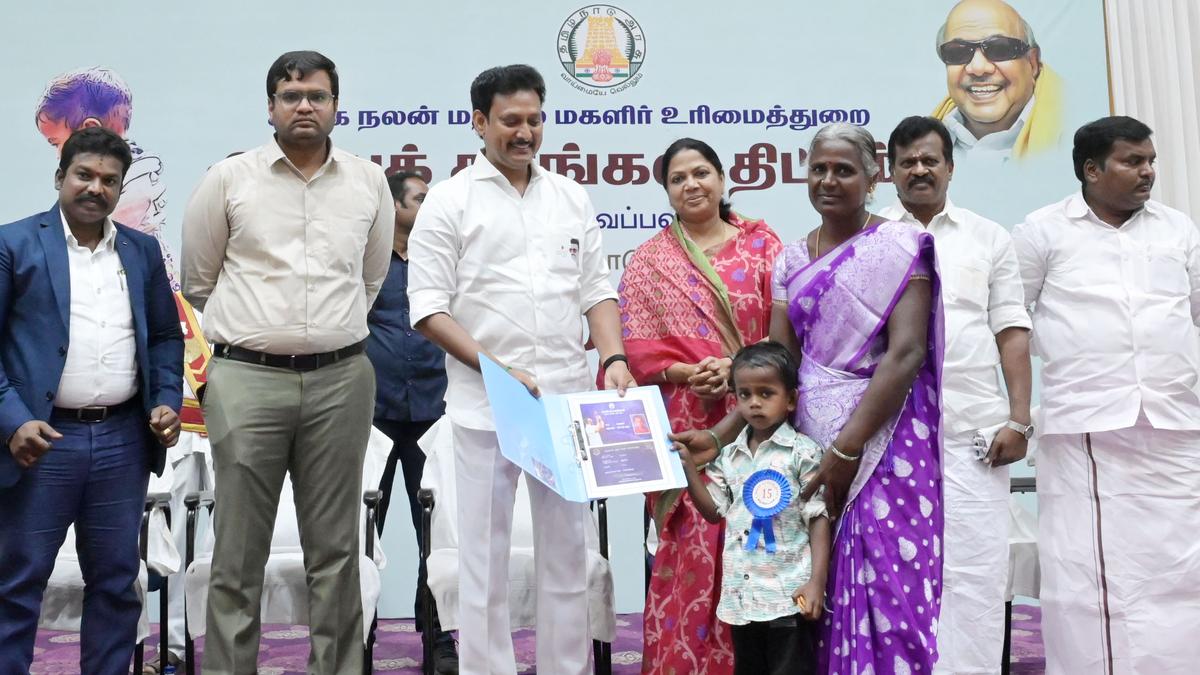 ID cards distributed to beneficiaries under Anbu Karangal scheme in districts