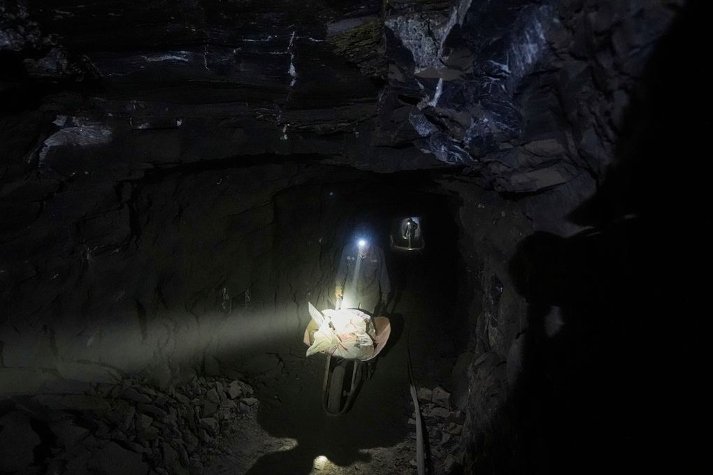 Illegal gold mining is fueling a 'mercury boom' in Mexico, poisoning people and the environment
