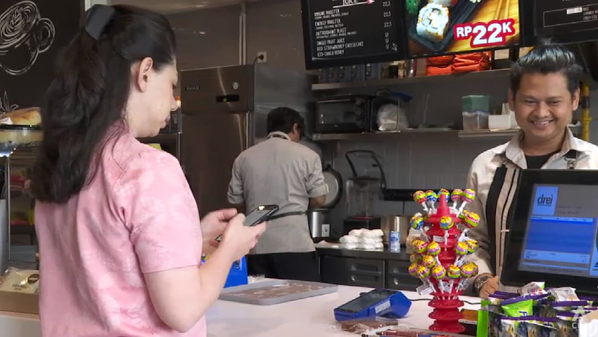 Indonesia's QRIS payment system rivals Western financial dominance