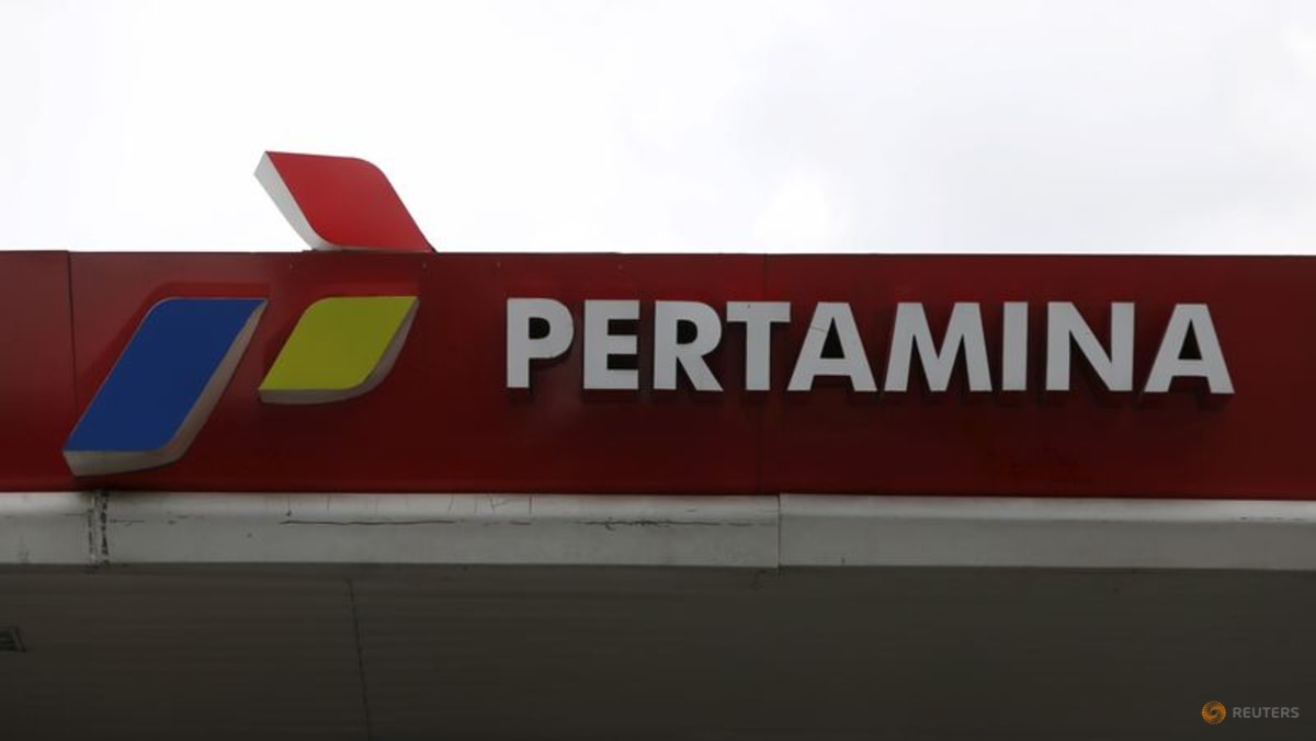 Indonesia to let private fuel retailers import gasoline via Pertamina amid shortages, minister says