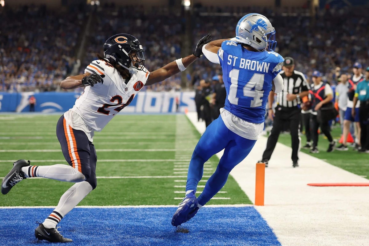 Inside the Bears' defensive meltdown against the Lions: Records, stats and what's next