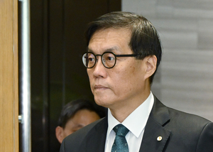 Interest rate policy alone cannot control housing prices: BOK chief