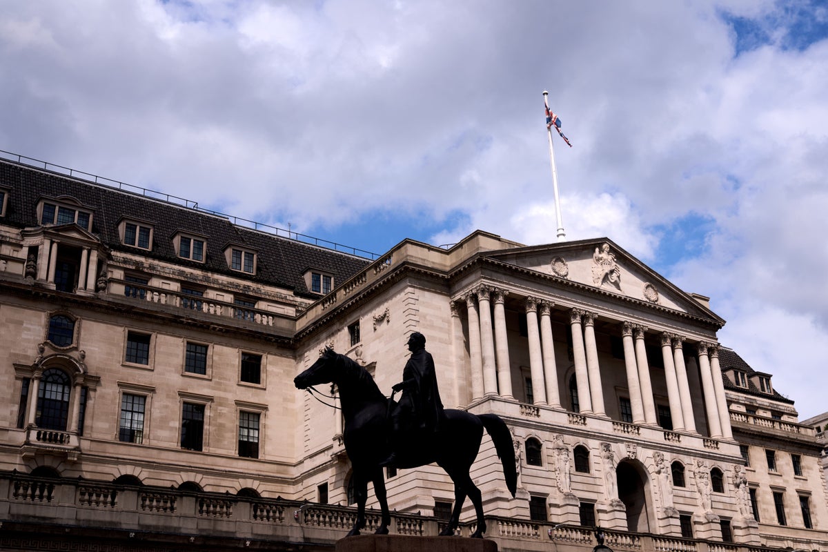 Interest rates held at 4% as UK 'not out of woods' on inflation