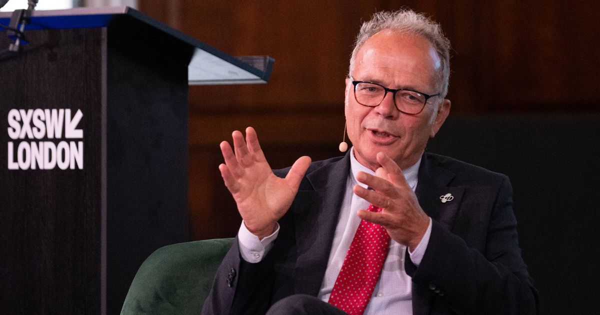 Israel orders two Labour MPs to 'leave' country as Britain set to recognise Palestine - The Mirror