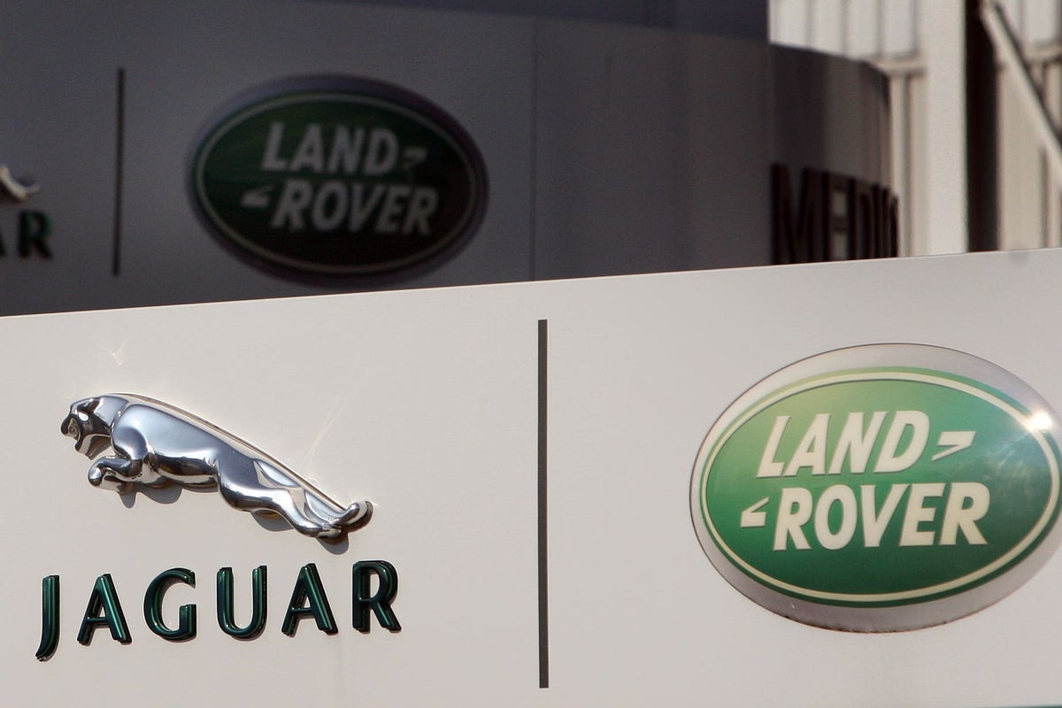 Jaguar Land Rover factory shutdown could cost company £120m, experts warn