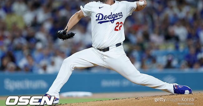 Kershaw bids tearful farewell at Dodger Stadium