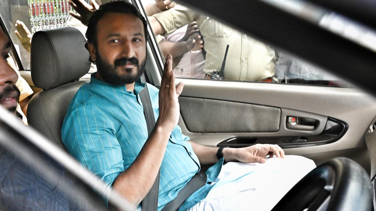 KPCC meeting outwardly muted over Mamkootathil's attendance in Assembly