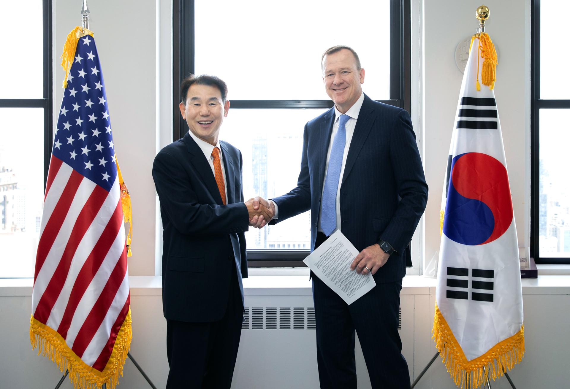 KRX signs MOU with US-based carbon credit exchange Xpansiv - The Korea Times