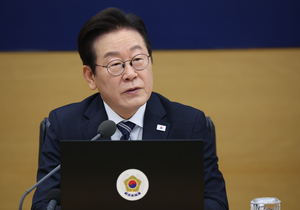Lee vows to step up efforts for balanced regional development