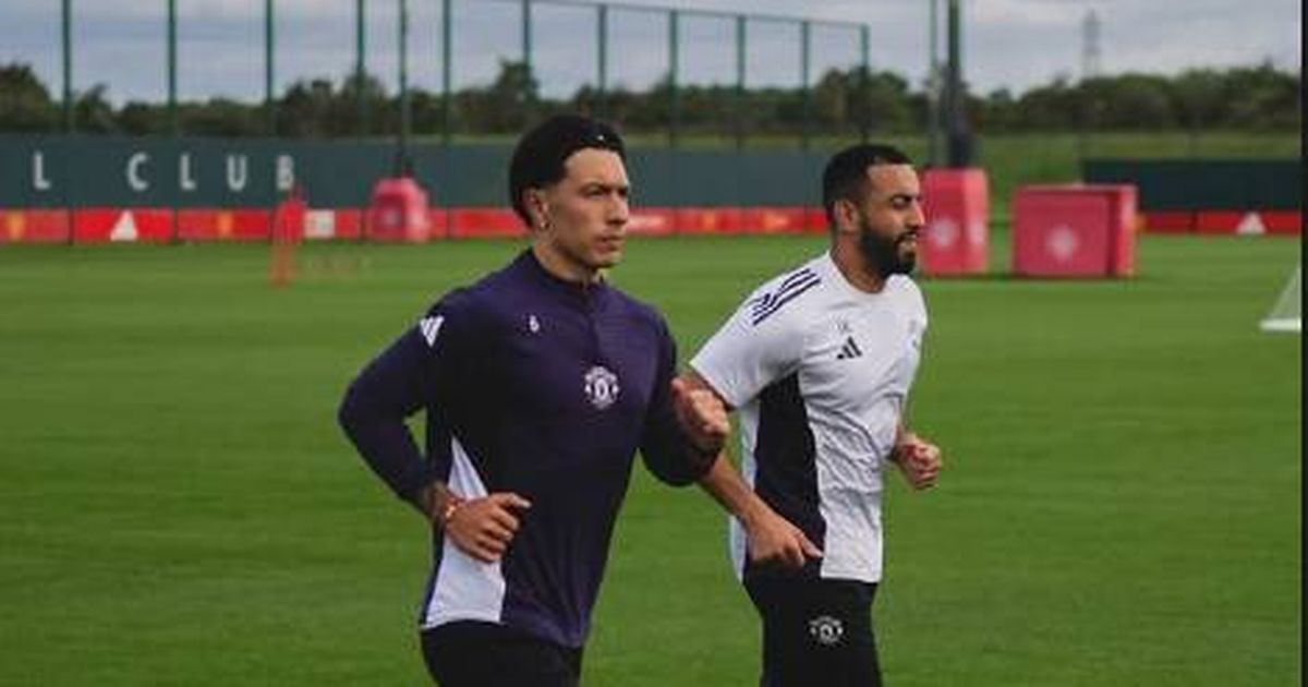 Lisandro Martinez provides huge Manchester United injury return boost - The Mirror